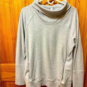 Lululemon size Large Sweatshirt; very soft!